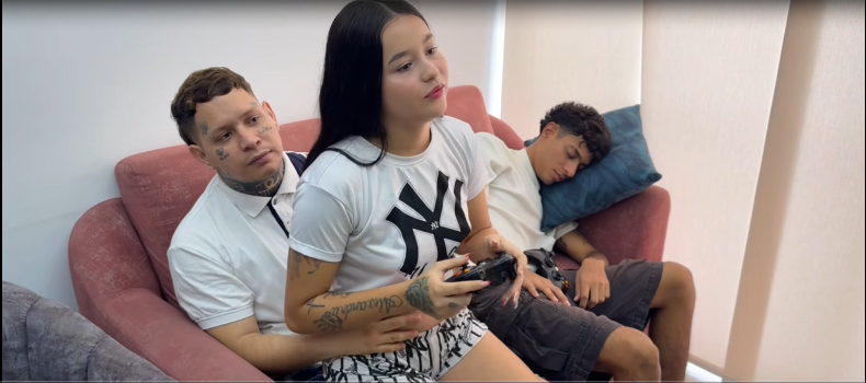 While my husband was playing with his best friend, I took the opportunity to seduce him and he ended up fucking me hard. - Watch Now